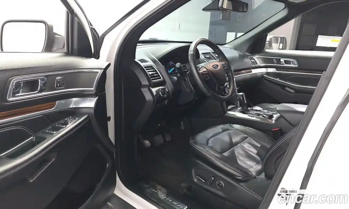 Ford Explorer 2018 2.3 гидро в Москве № 2133491, фото 10
