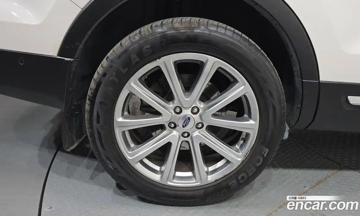 Ford Explorer 2016 2.3 гидро в Москве № 2133544, фото 5