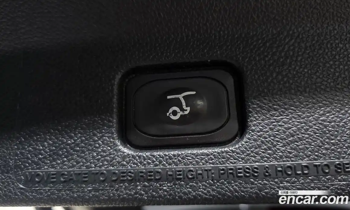 Ford Explorer 2018 2.3 гидро в Москве № 2133586, фото 26