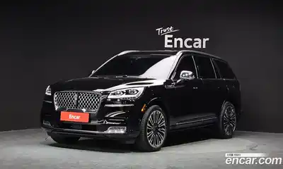 Lincoln Aviator