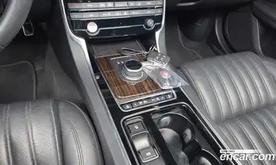 Jaguar XF 2019 2.0 гидро в Москве № 2133856, миниатюра 12