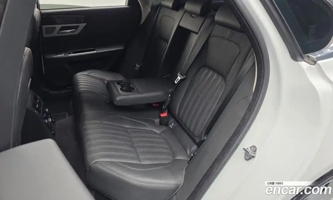 Jaguar XF 2019 2.0 гидро в Москве № 2133856, фото 16