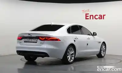 Jaguar XF 2019 2.0 гидро в Москве № 2133856, миниатюра 2