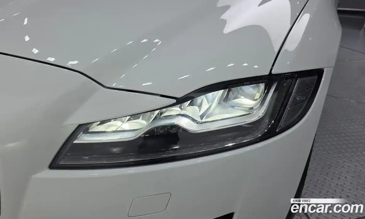 Jaguar XF 2019 2.0 гидро в Москве № 2133856, фото 8