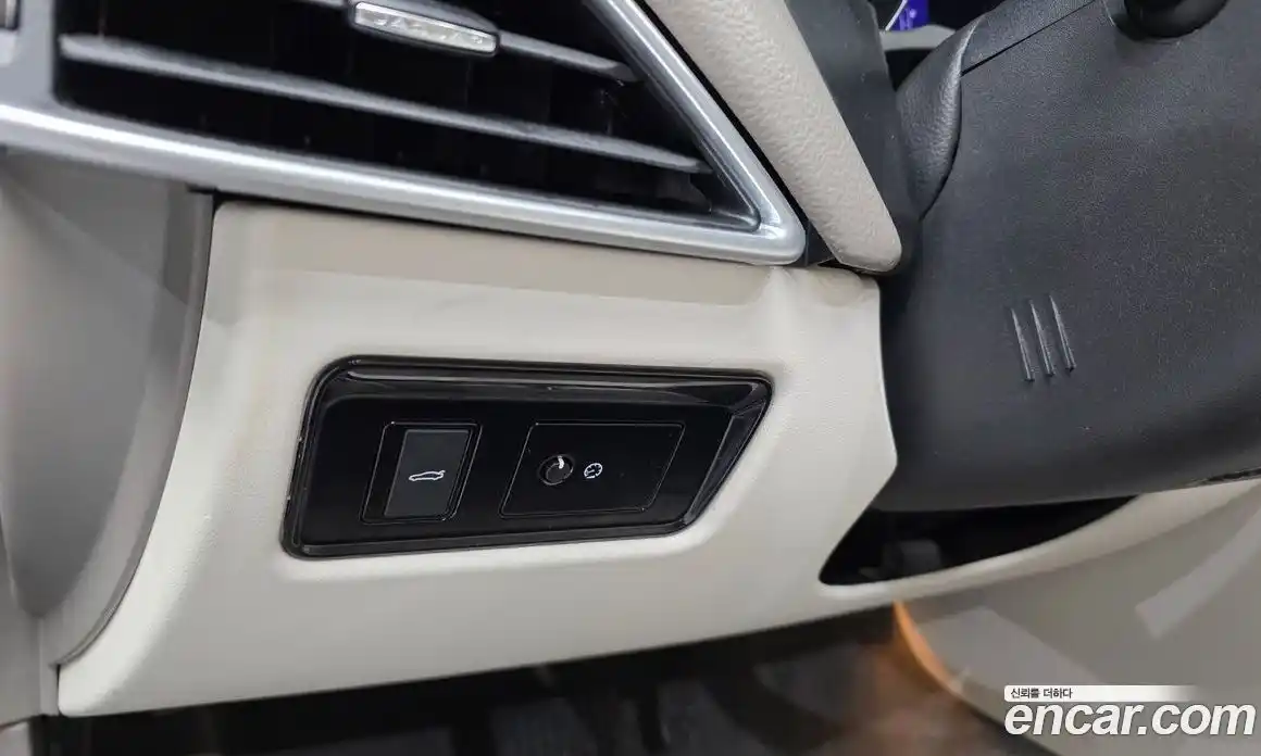 Jaguar XE 2015 2.0 гидро в Москве № 2133875, фото 18