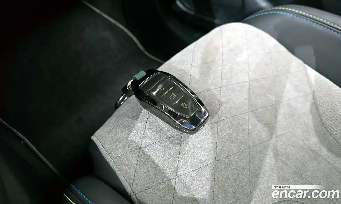 Peugeot 208 2020 0.1 гидро в Москве, фото 22
