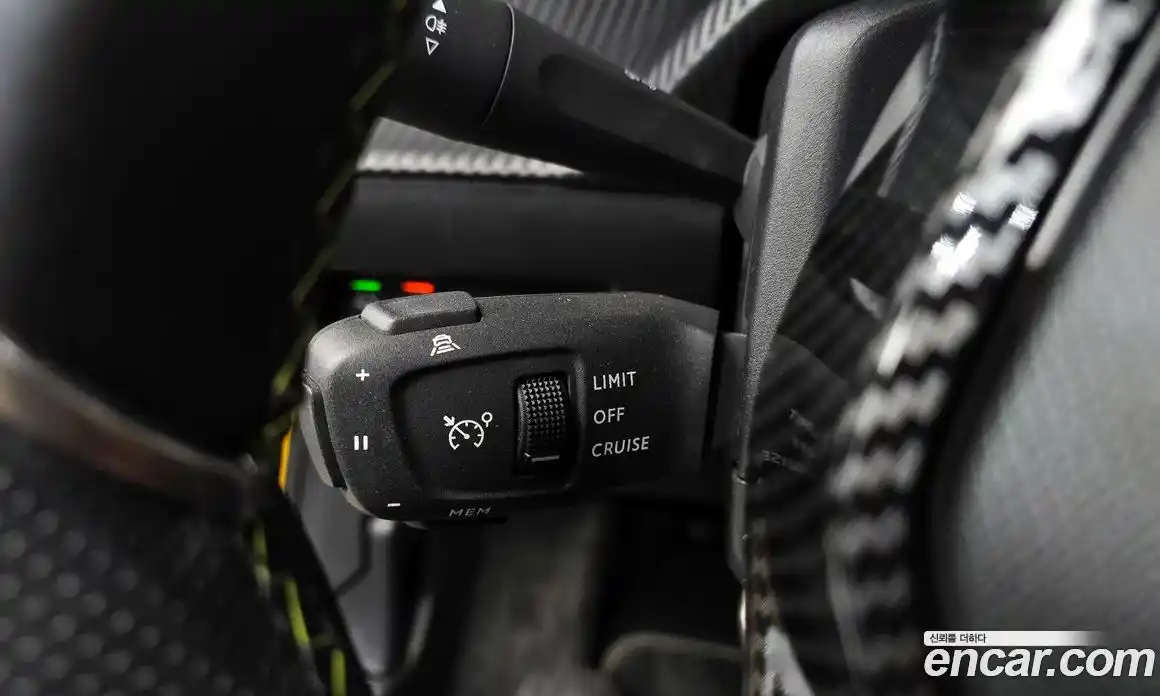 Peugeot 208 2020 0.1 гидро в Москве, фото 25