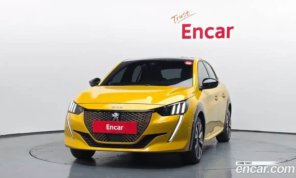 Peugeot 208 2020 0.1 гидро в Москве, фото 3