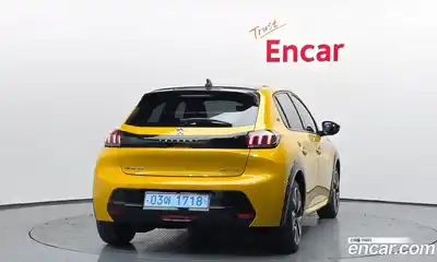 Peugeot 208 2020 0.1 гидро в Москве, миниатюра 4