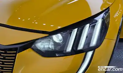 Peugeot 208 2020 0.1 гидро в Москве, миниатюра 8