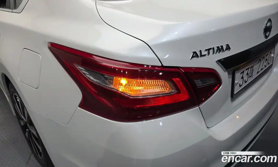 Nissan Altima 2018 2.5 гидро в Москве № 2134337, фото 9
