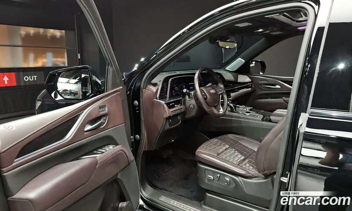 Cadillac Escalade 2023 6.2 гидро, фото 13
