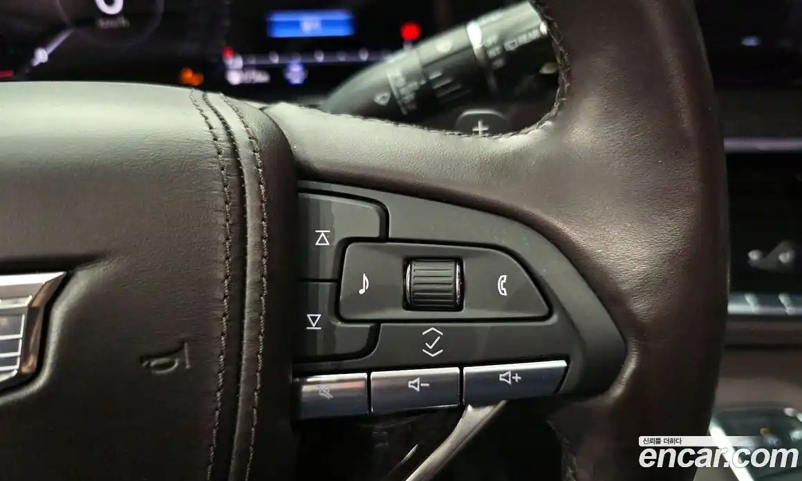 Cadillac Escalade 2023 6.2 гидро, фото 33