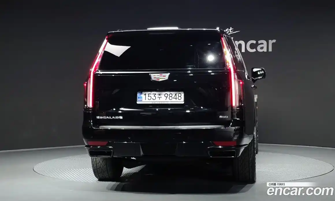 Cadillac Escalade 2023 6.2 гидро, фото 4