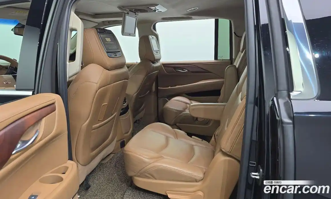 Cadillac Escalade 2016 6.2 гидро в Москве № 2134441, фото 11
