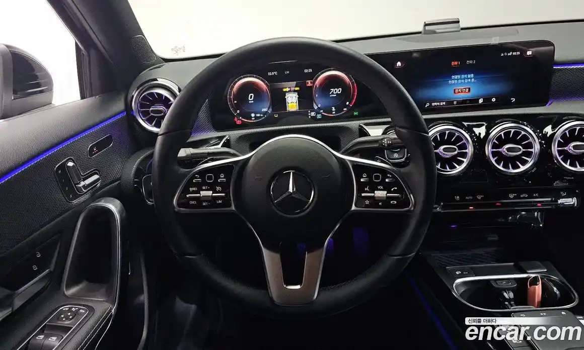 Mercedes-Benz A-Class 2021 2.0 гидро в Москве № 220258, фото 13