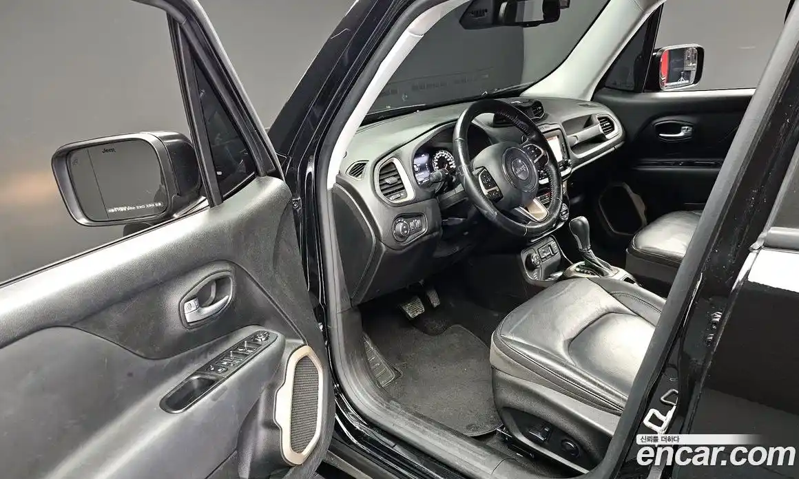 Jeep Renegade 2017 2.0 гидро в Москве, фото 11