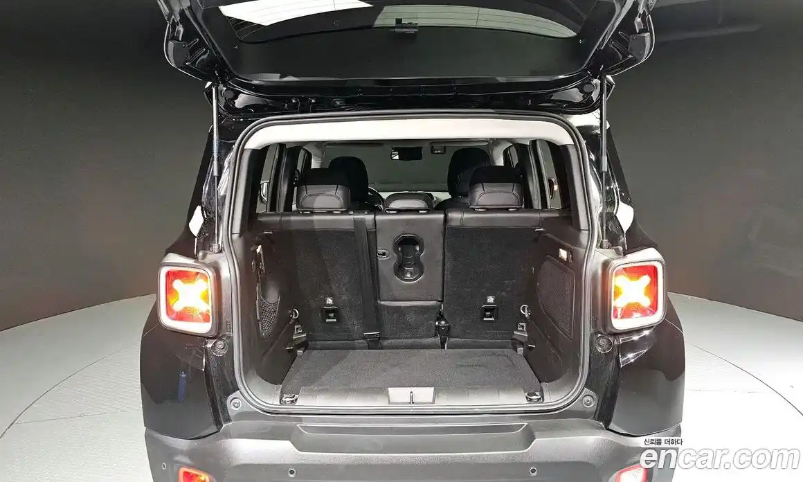Jeep Renegade 2017 2.0 гидро в Москве, фото 20