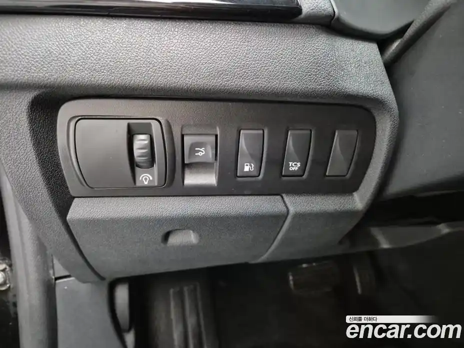 Renault SM3 2015 1.6 гидро в Москве № 1191841, фото 15