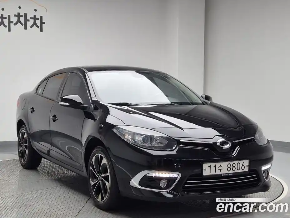 Renault SM3 2015 1.6 гидро в Москве № 1191841, фото 4