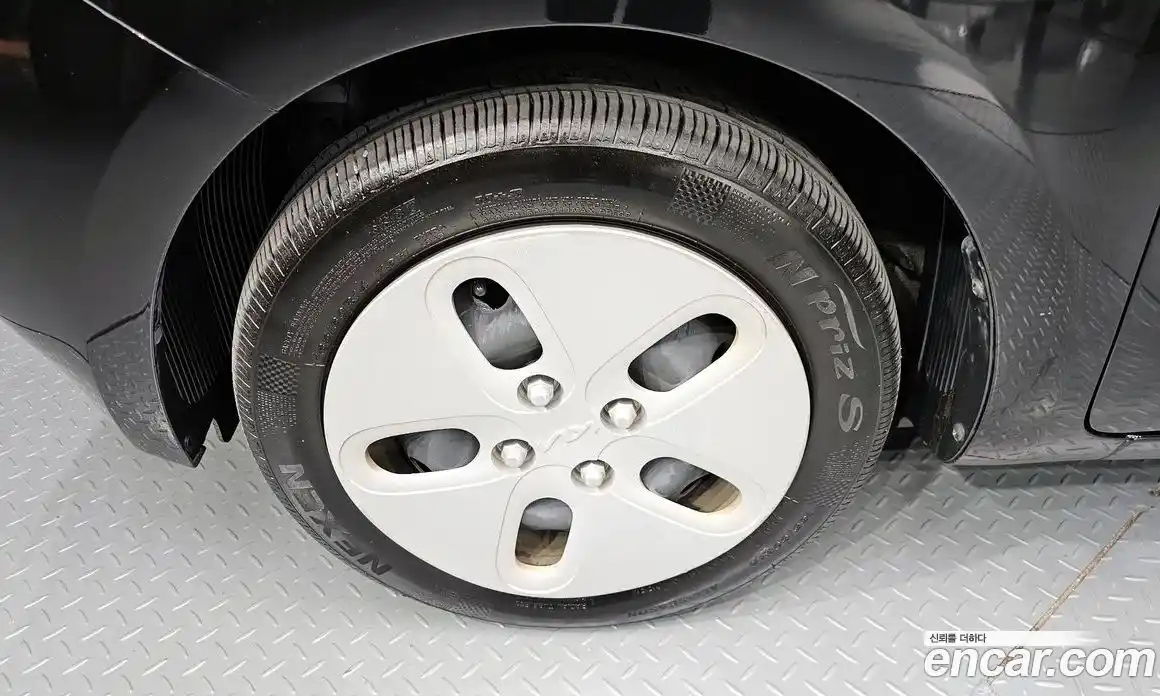 Kia Ray 2023 1.0 гидро в Москве № 119912, фото 5