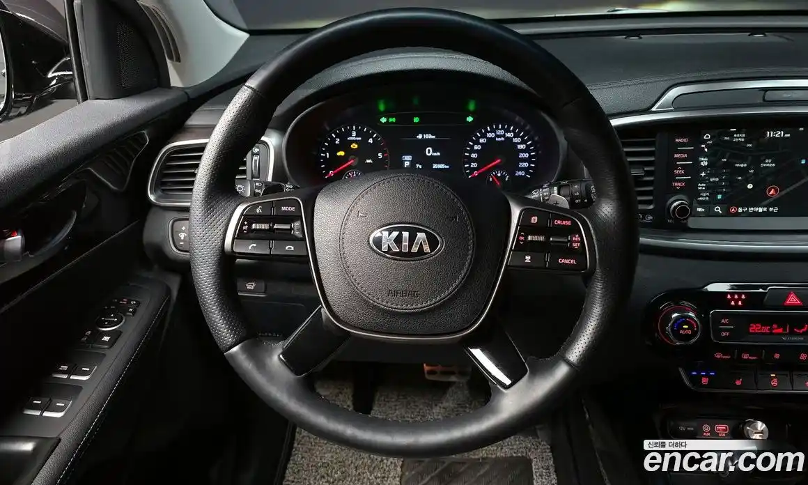 Kia Sorento 2019 2.2 гидро в Москве № 121905, фото 13