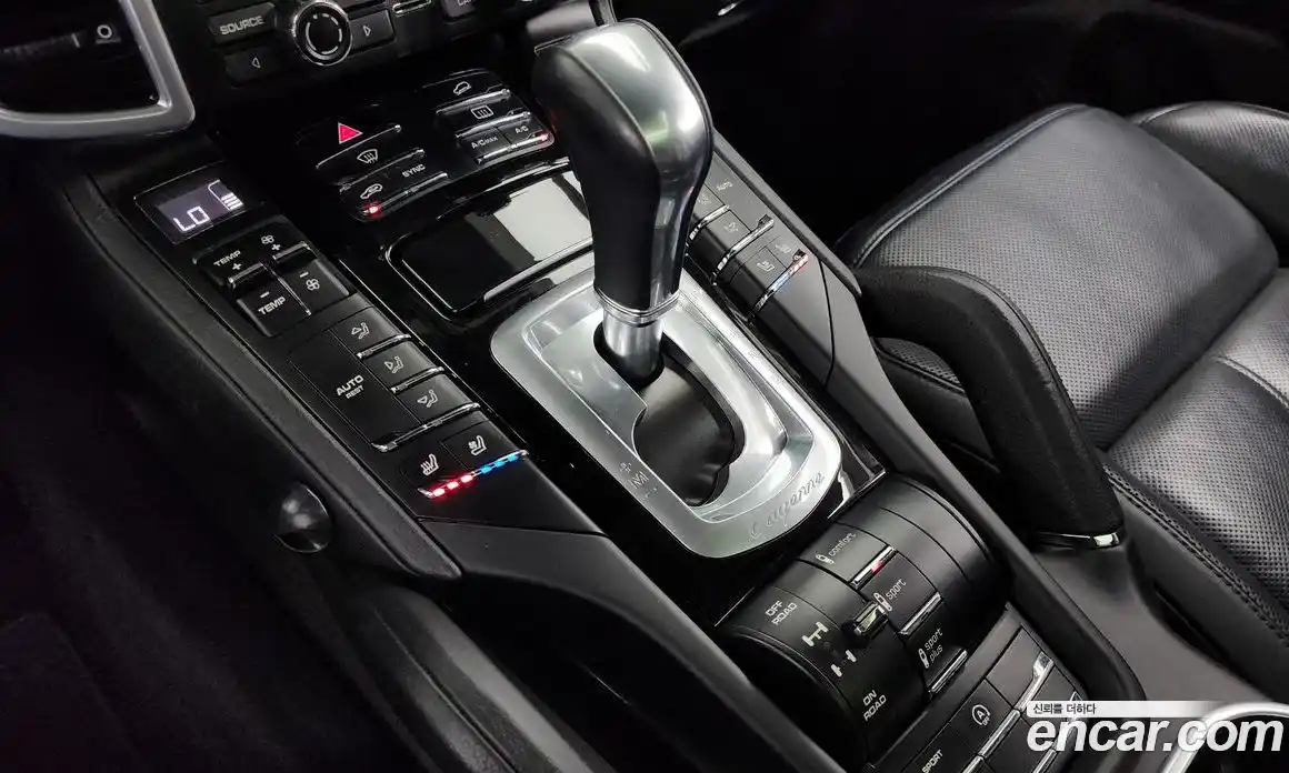 Porsche Cayenne 2015 3.0 гидро в Москве № 165698, фото 9