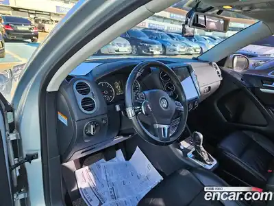 Volkswagen Tiguan 2016 2.0 гидро в Москве № 169316, миниатюра 12