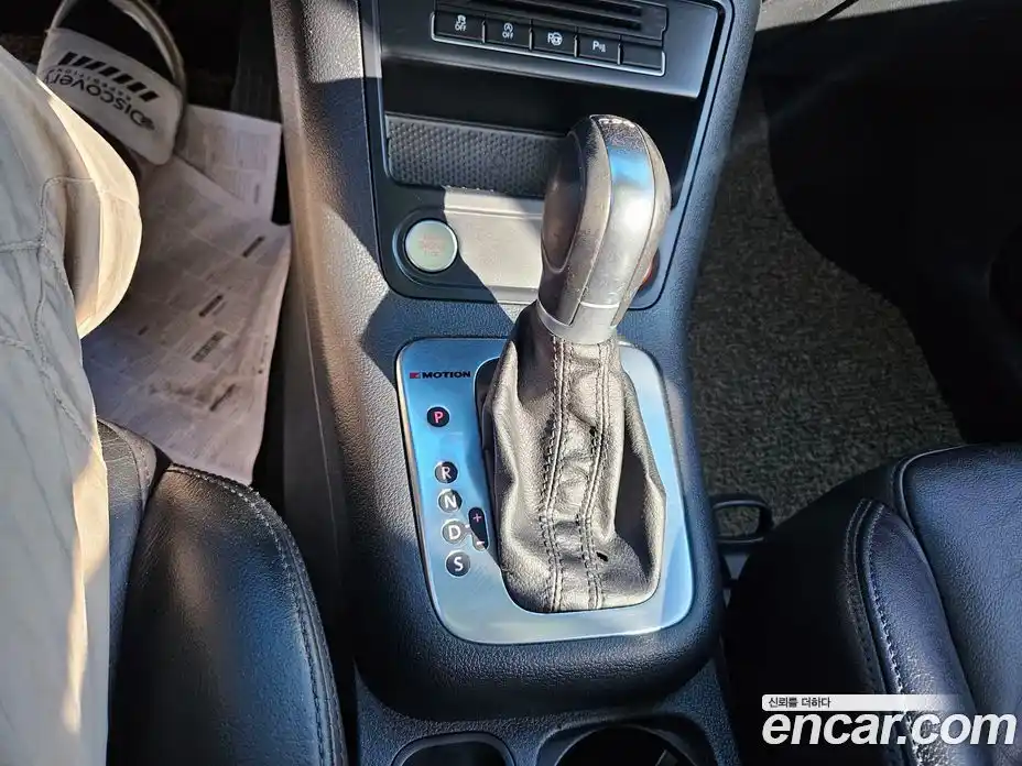 Volkswagen Tiguan 2016 2.0 гидро в Москве № 169316, фото 9