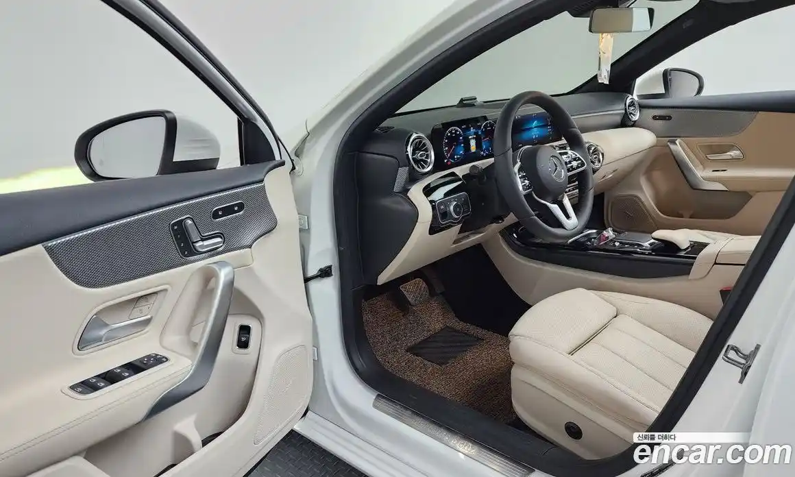 Mercedes-Benz A-Class 2020 1.9 гидро в Москве № 2123050, фото 13