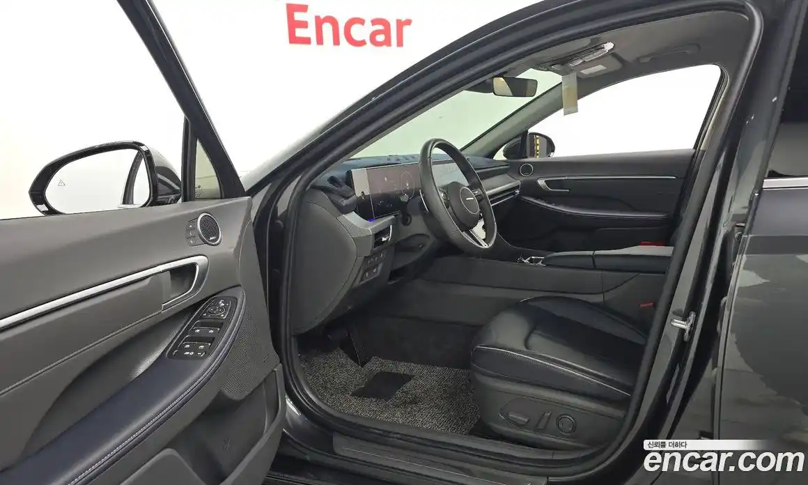 Hyundai Sonata 2024 1.6 гидро в Москве № 2123051, фото 13