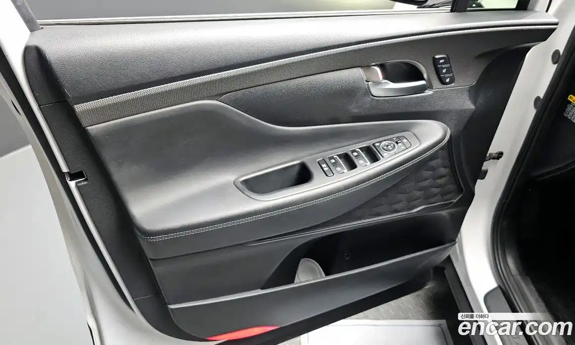 Hyundai Santa Fe 2020 2.0 гидро в Москве № 2123261, фото 14