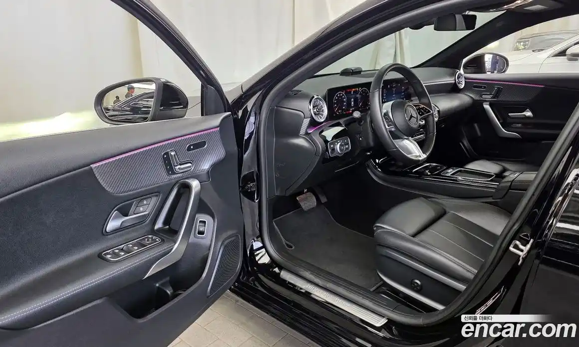 Mercedes-Benz A-Class 2024 2.0 гидро в Москве, фото 13