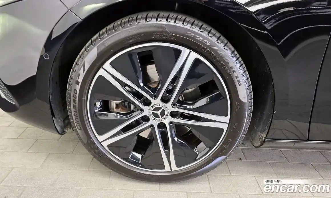Mercedes-Benz A-Class 2024 2.0 гидро в Москве, фото 5