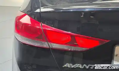 Hyundai Avante 2018 1.6 гидро в Москве № 2123503, миниатюра 9