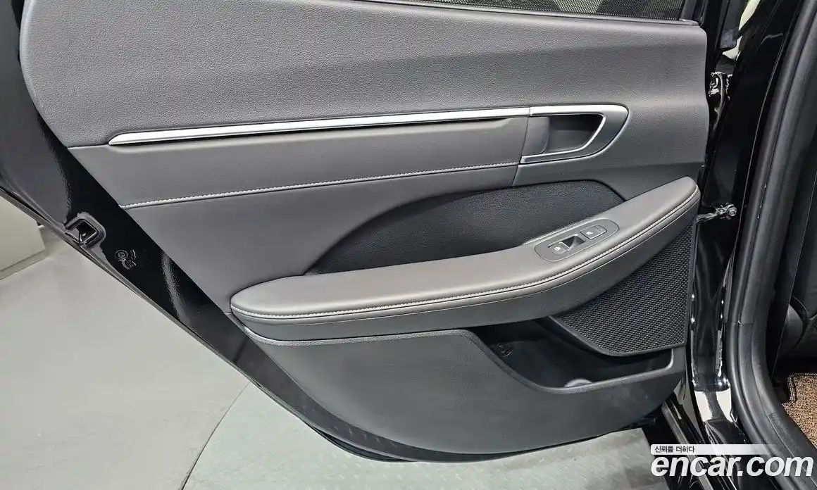 Hyundai Sonata 2023 2.0 гидро в Москве, фото 15