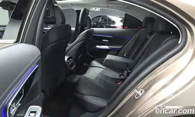 Mercedes-Benz E-Class 2024 2.0 гидро в Москве, миниатюра 12