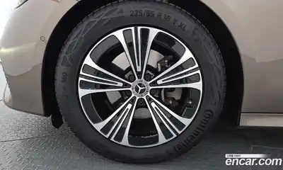 Mercedes-Benz E-Class 2024 2.0 гидро в Москве, миниатюра 5