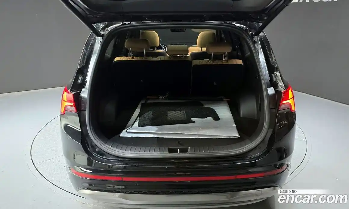 Hyundai Santa Fe 2023 2.5 гидро в Москве № 2123632, фото 32