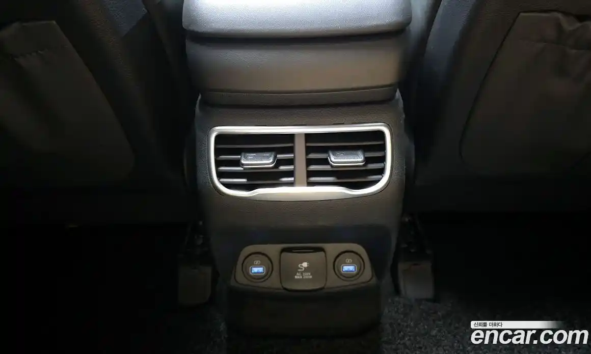 Hyundai Santa Fe 2023 2.5 гидро в Москве № 2123632, фото 33