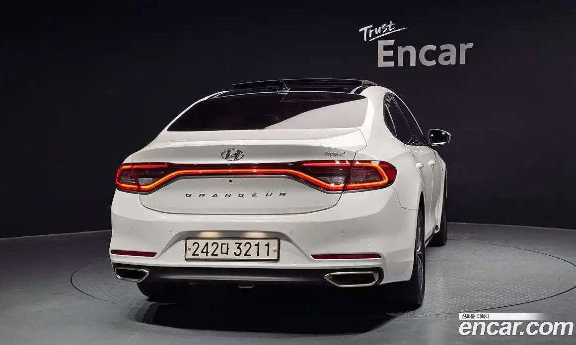 Hyundai Grandeur 2018 2.4 гидро в Москве № 2123805, фото 4