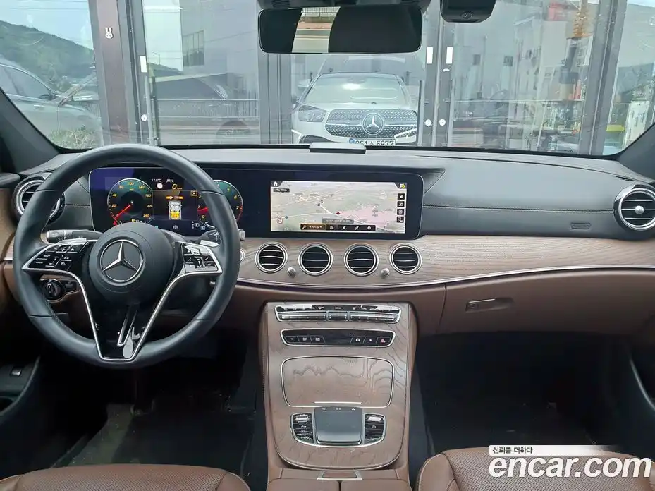 Mercedes-Benz E-Class 2022 2.0 гидро в Москве, фото 5