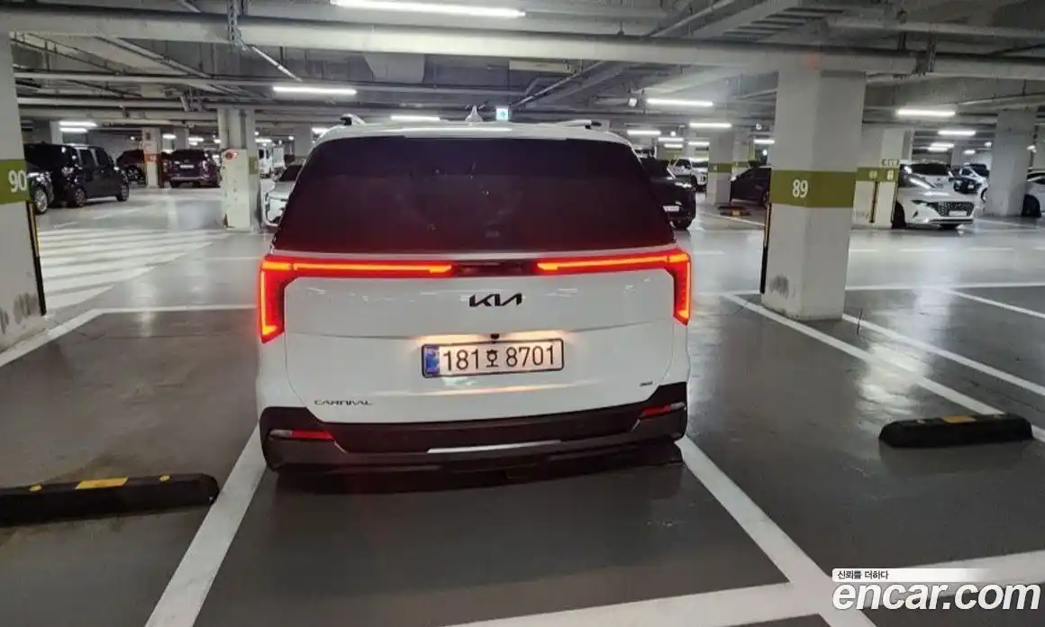Kia Canival 2026 1.6 гидро в Москве № 2124002, фото 3