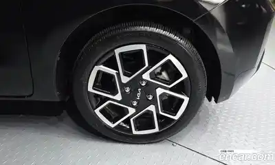 Kia Ray 2024 1.0 гидро в Москве № 2124088, миниатюра 5