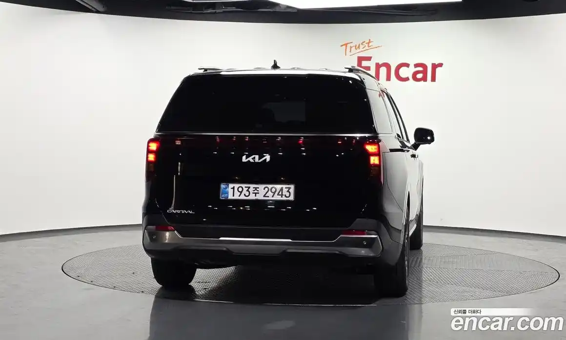 Kia Canival 2025 2.2 гидро в Москве, фото 4