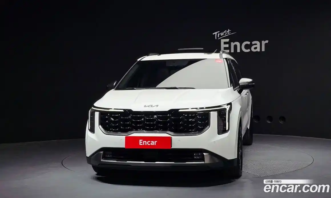 Kia Canival 2025 3.5 гидро в Москве № 2124179, фото 3