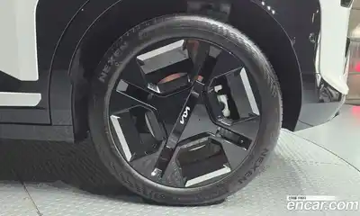 Kia EV3 2024 0.2 гидро в Москве № 2124213, миниатюра 6