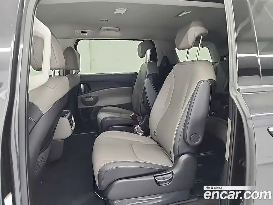 Kia Canival 2024 3.5 гидро в Москве № 2124247, фото 12