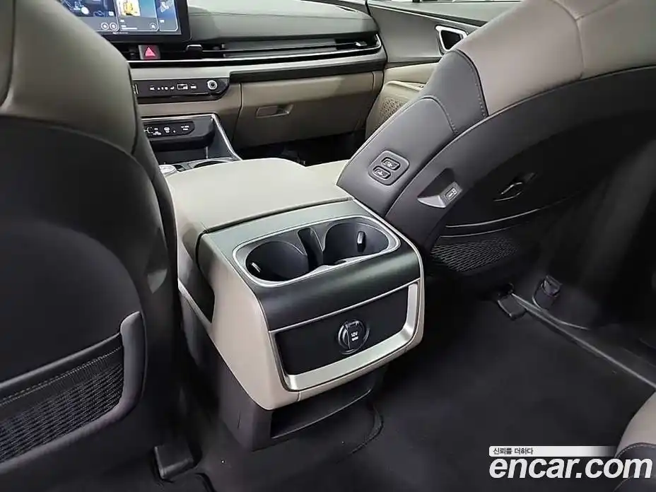 Kia Canival 2024 3.5 гидро в Москве № 2124247, фото 13
