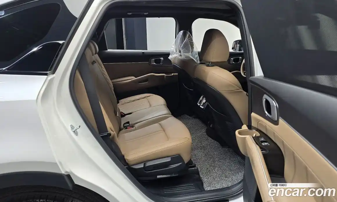 Kia Sorento 2024 1.6 гидро в Москве, фото 17